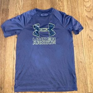 Under armor shirt